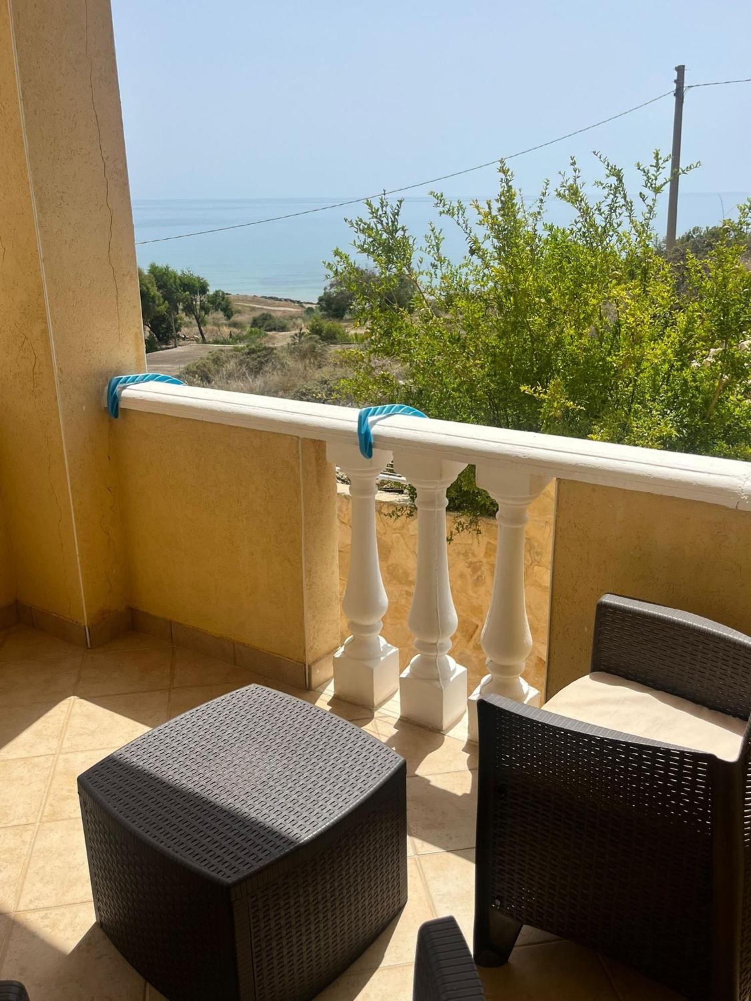 Al Faro Bed and Breakfast Realmonte Buitenkant foto