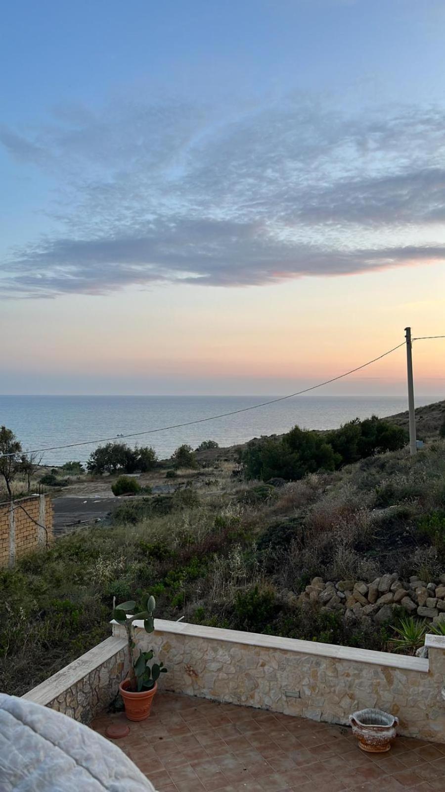 Al Faro Bed and Breakfast Realmonte Buitenkant foto