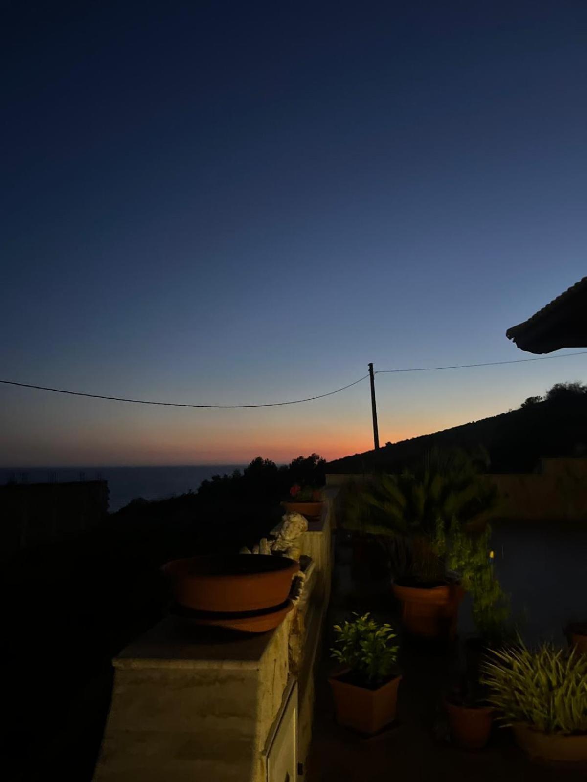 Al Faro Bed and Breakfast Realmonte Buitenkant foto